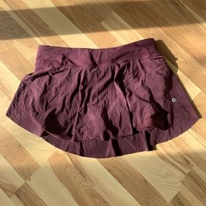 Lululemon Pace Rival Skirt. Size 8 (medium)